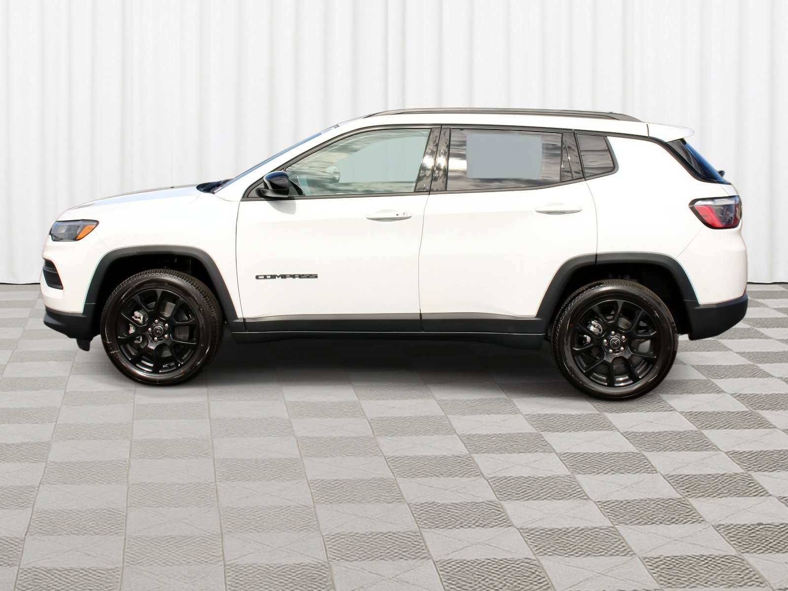 New 2026 Jeep Compass Latitude w/ Quick Order Package 29K image 35
