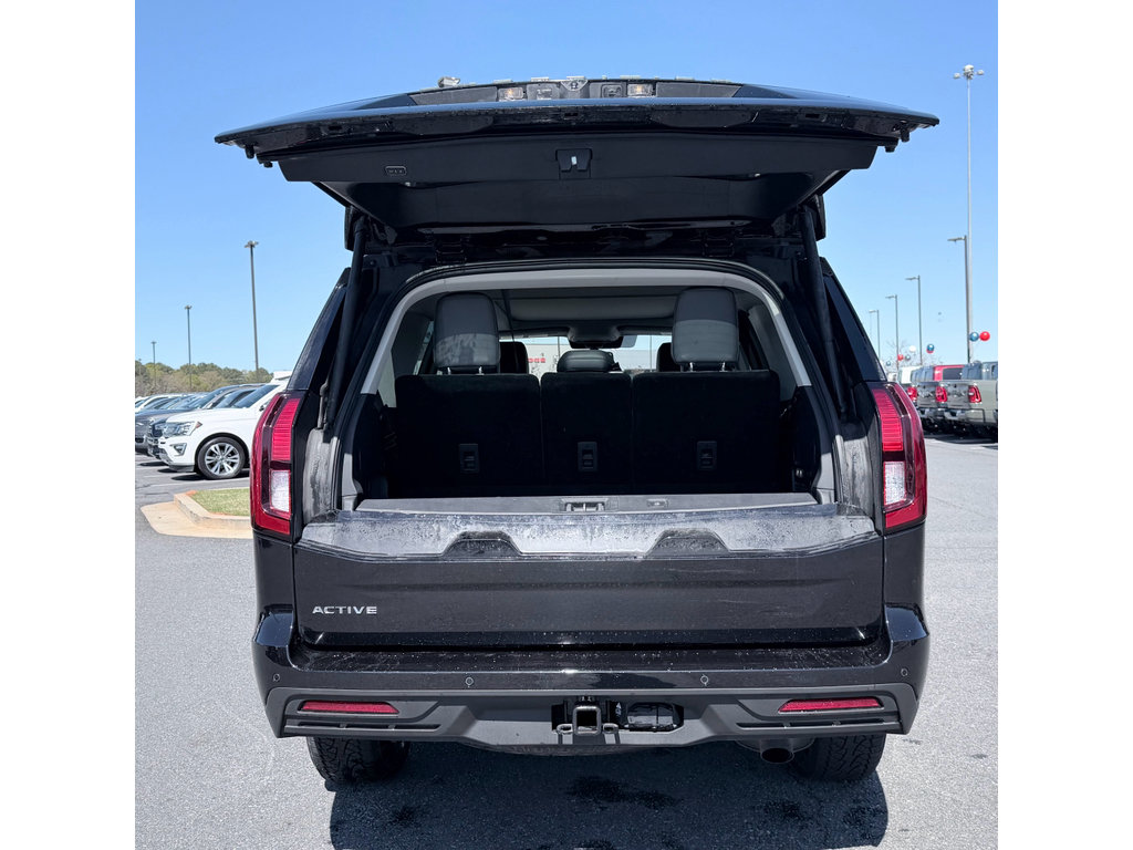 Used 2025 Ford Expedition Active AWD/4WD image 9