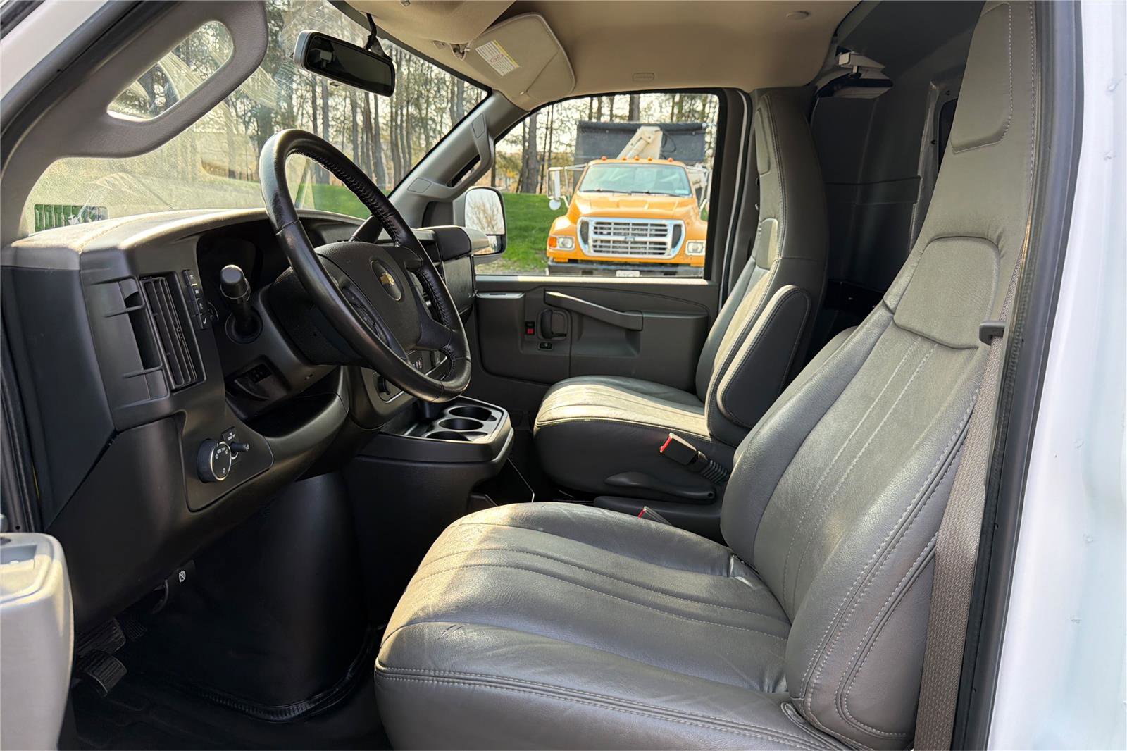 Used 2023 Chevrolet Express 2500 Extended w/ Driver Convenience Package RWD image 10