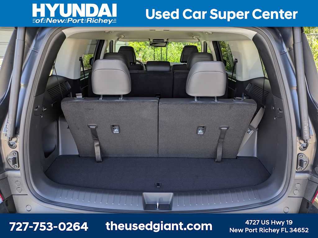 Used 2025 Hyundai Santa Fe SEL w/ Tow & Go Package FWD image 12