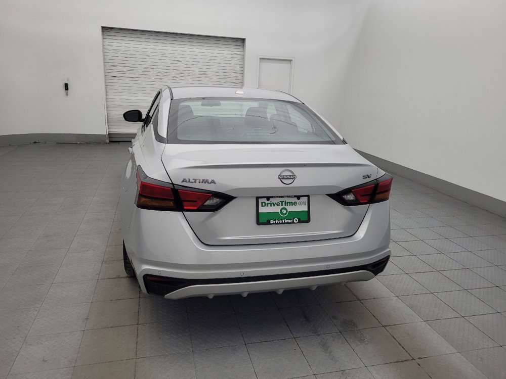 Used 2024 Nissan Altima 2.5 SV image 6