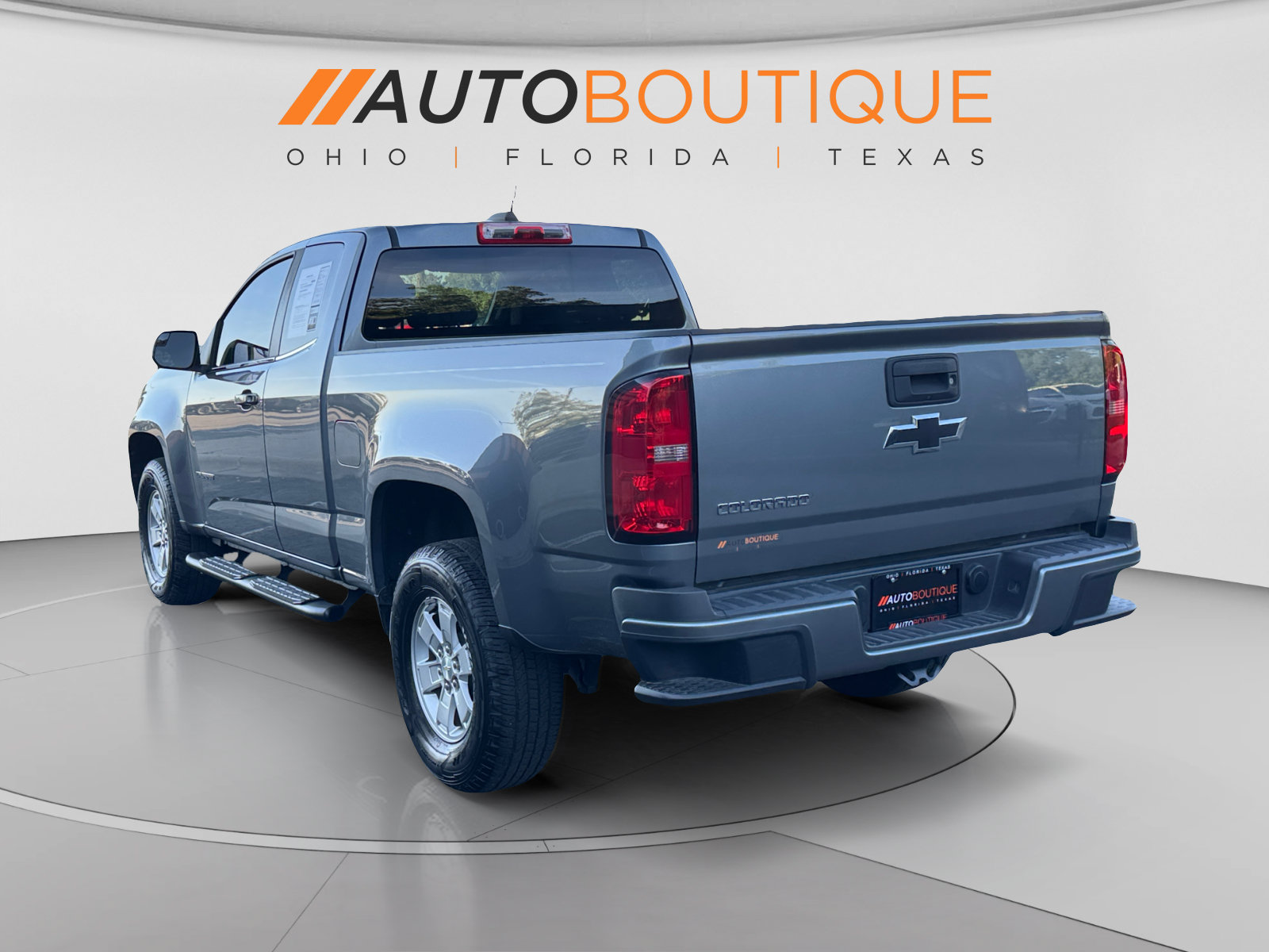 Used 2020 Chevrolet Colorado W/T w/ WT Convenience Package RWD image 3