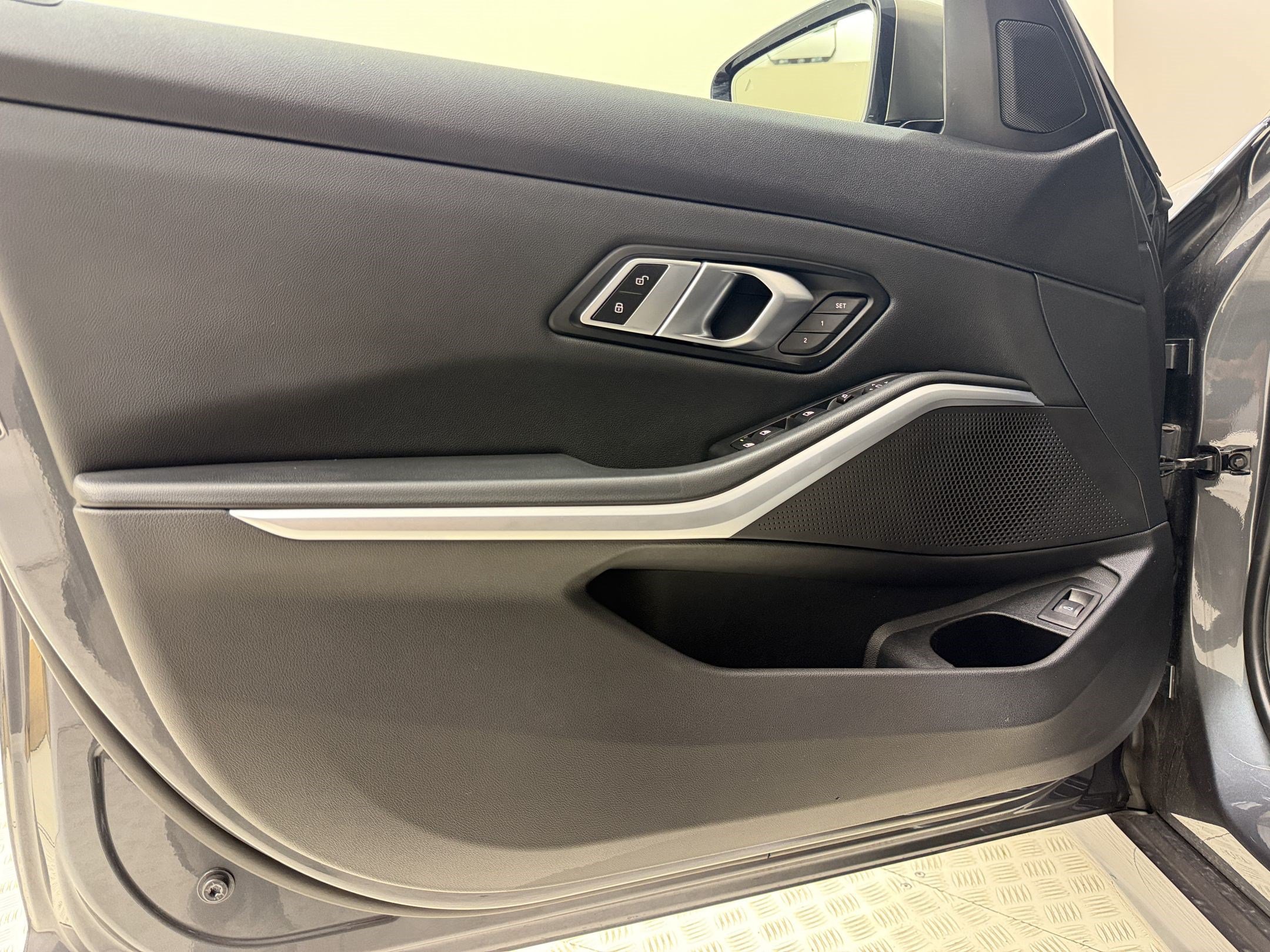 Used 2020 BMW M340i w/ Parking Assistance Package RWD image 14