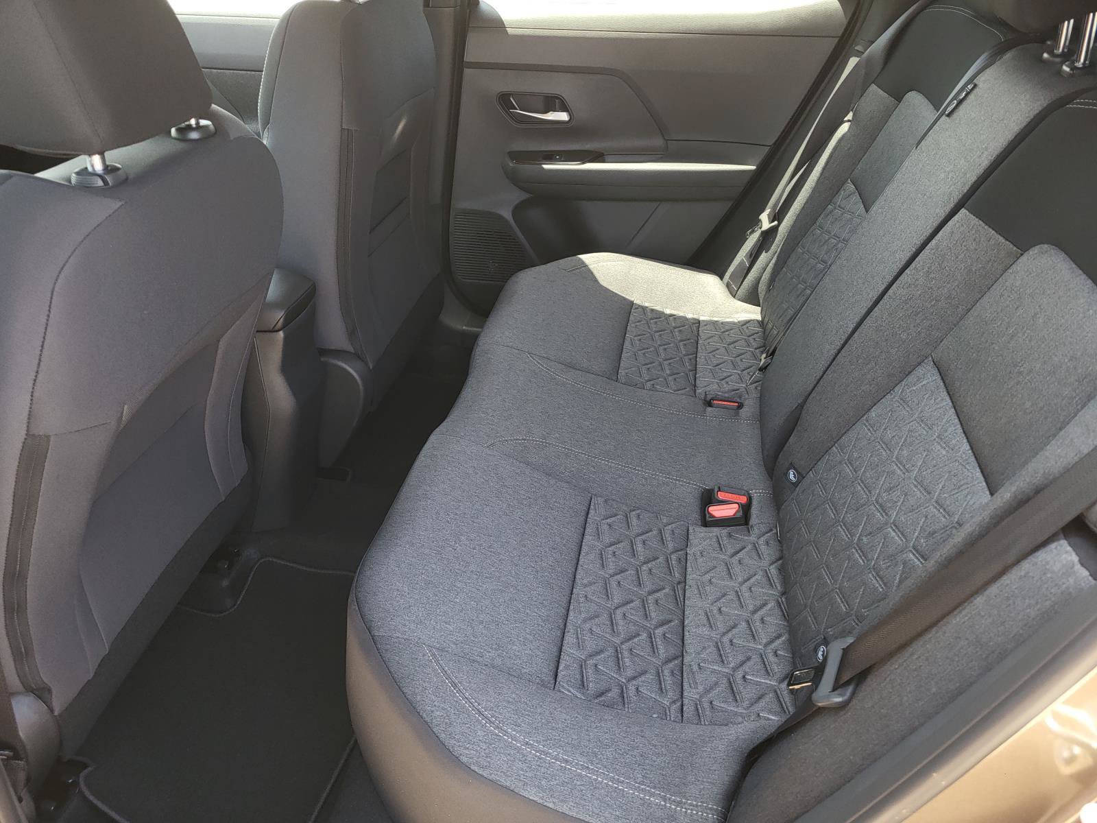 New 2026 Nissan Kicks SV w/ Cold Weather Package FWD image 13