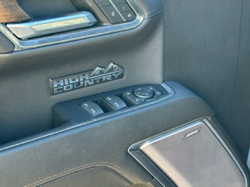 Used 2023 Chevrolet Silverado 1500 High Country image 9