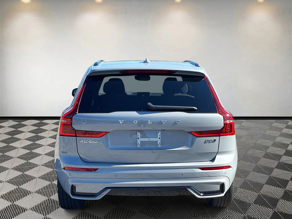 New 2026 Volvo XC60 B5 Plus w/ Climate Package image 4