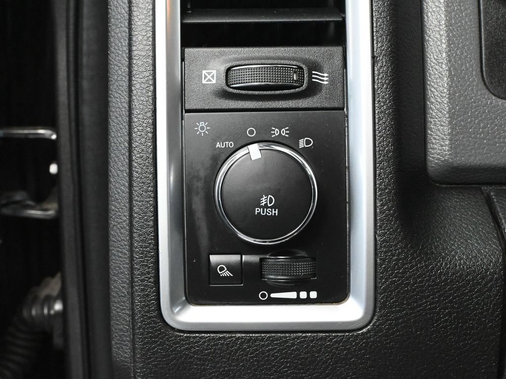 Used 2017 RAM 1500 Big Horn AWD/4WD image 24