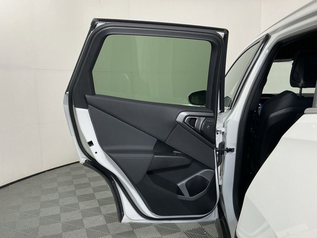 Certified 2026 BMW X3 xDrive30 w/ Premium Package AWD/4WD image 9