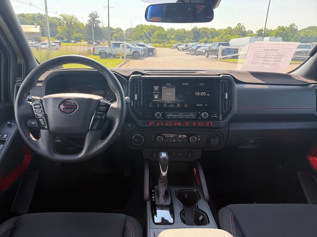 Used 2025 Nissan Frontier PRO-4X w/ Pro Convenience Package AWD/4WD image 6
