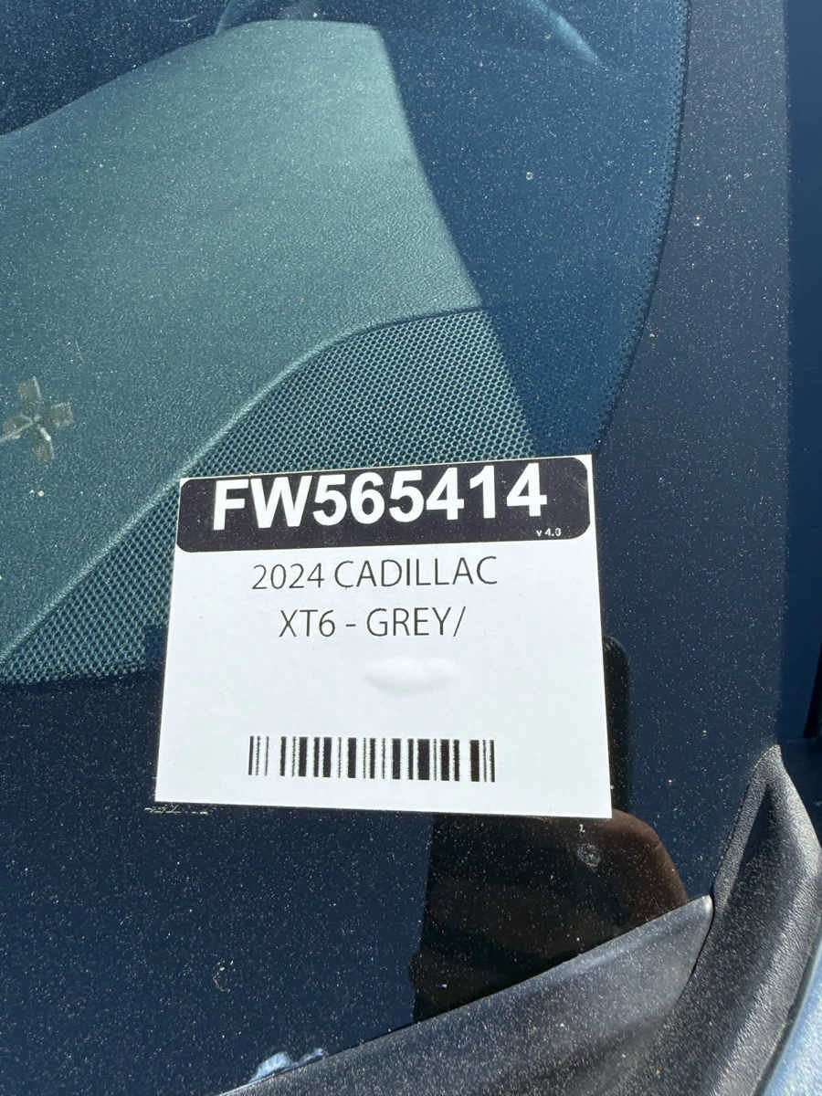 Used 2024 Cadillac XT6 Premium Luxury image 30