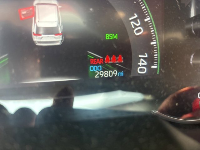 Used 2023 Toyota RAV4 XLE Premium image 5