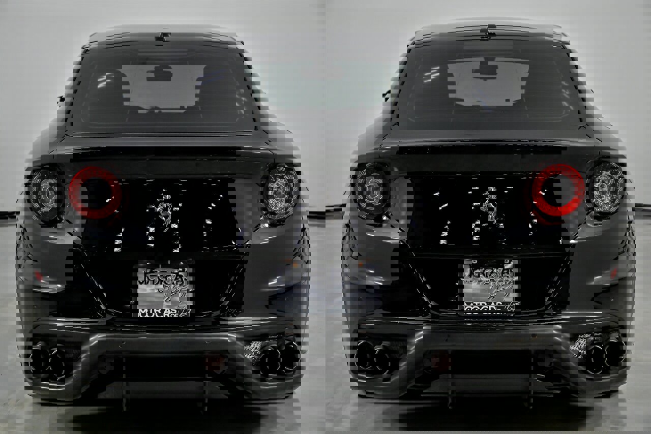 Used 2012 Ferrari FF image 11