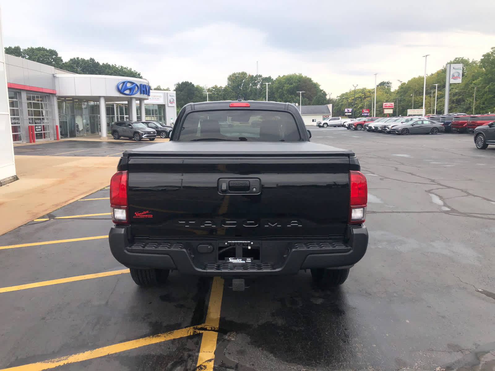 Used 2022 Toyota Tacoma SR RWD image 5