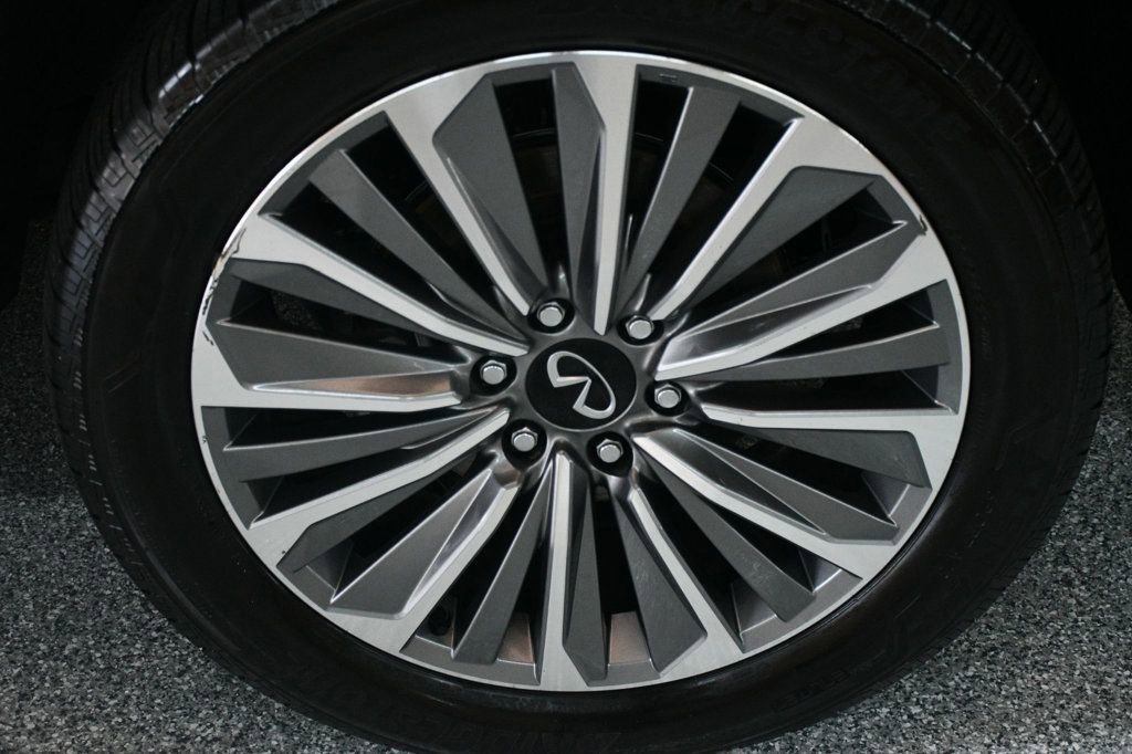 Used 2025 INFINITI QX80 Sensory image 19