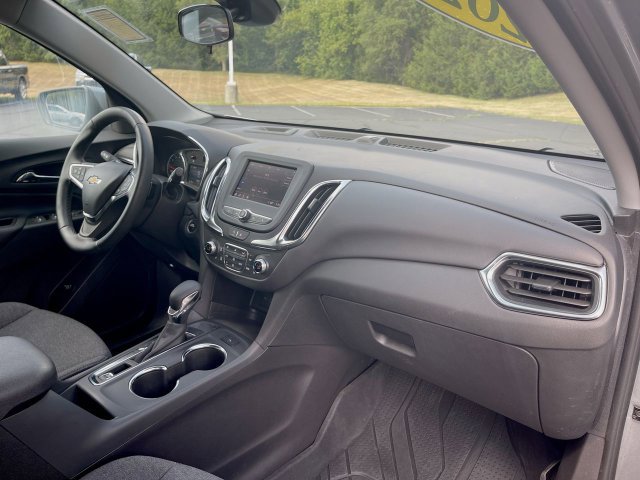 Used 2024 Chevrolet Equinox LT w/ LPO, Floor Liner Package FWD image 28