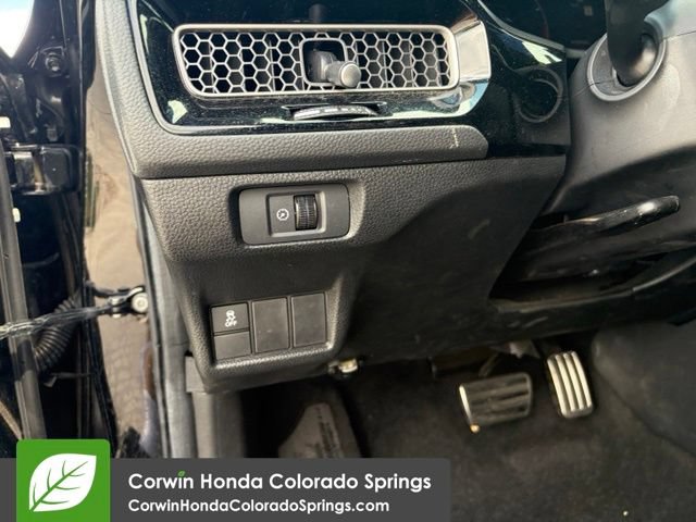 Used 2025 Honda Civic Sport image 28