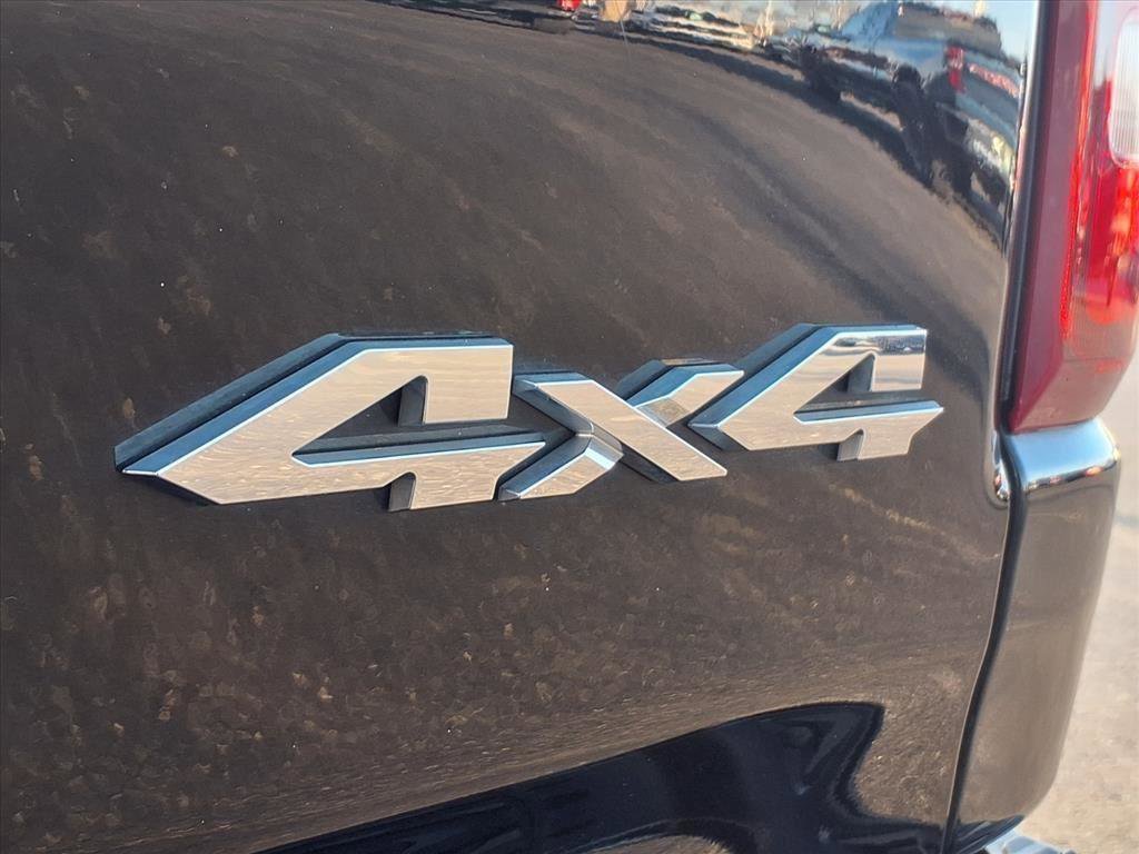 Used 2022 RAM 1500 Limited w/ Body Color Bumper Group image 34