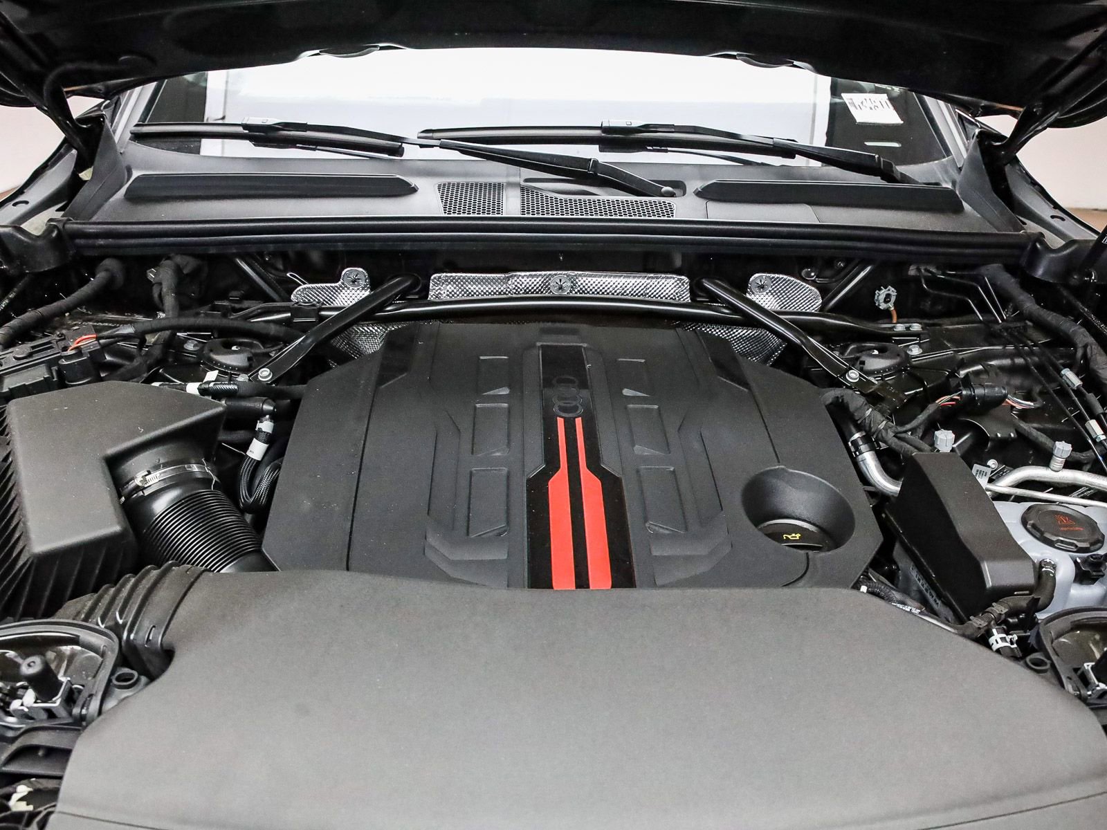 New 2025 Audi SQ5 Premium Plus AWD/4WD image 29