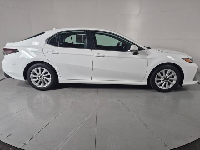 Certified 2024 Toyota Camry LE FWD image 5