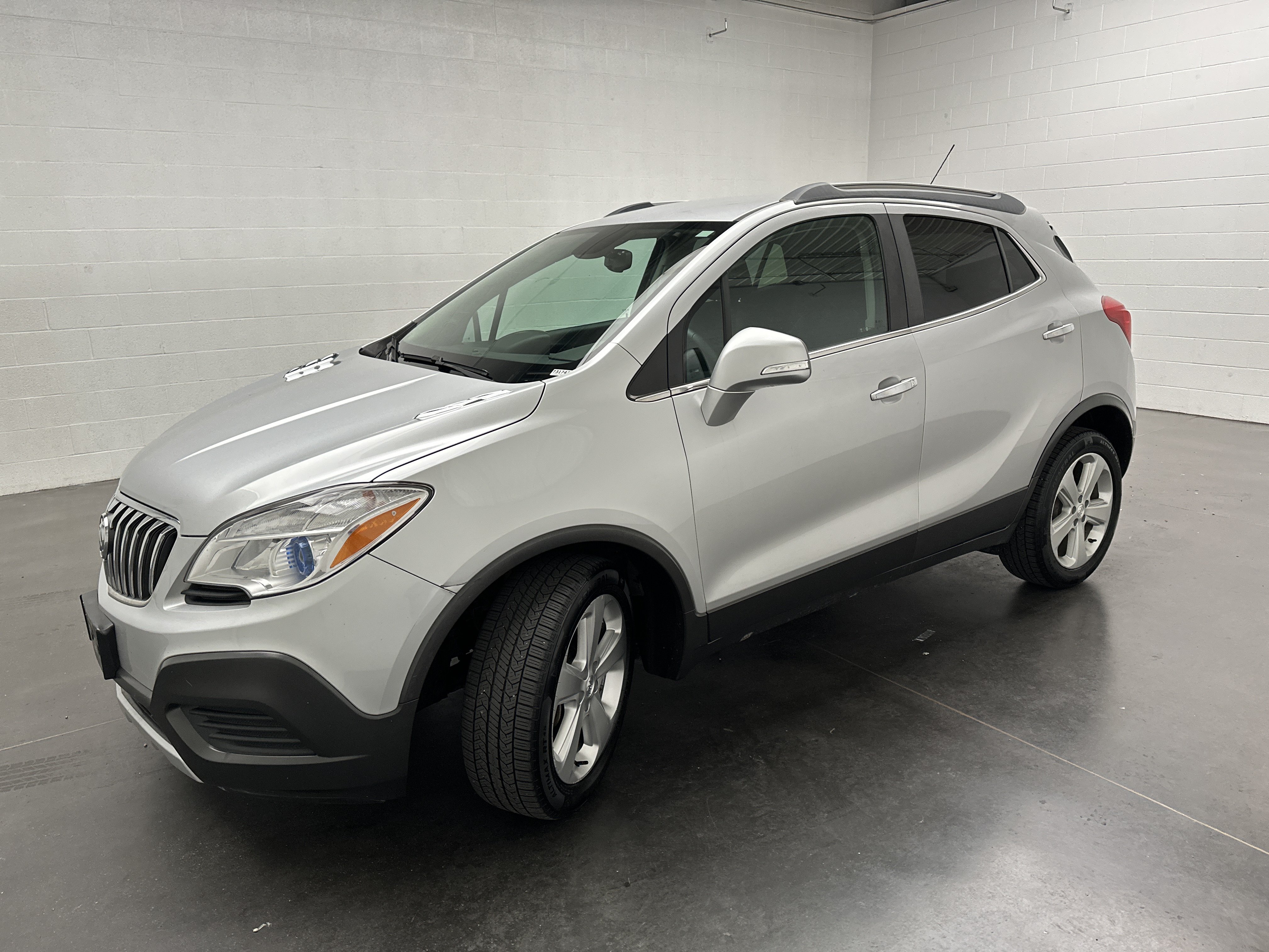 Used 2016 Buick Encore FWD image 4