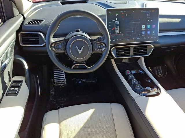 Used 2023 VinFast VF 8 Plus image 14