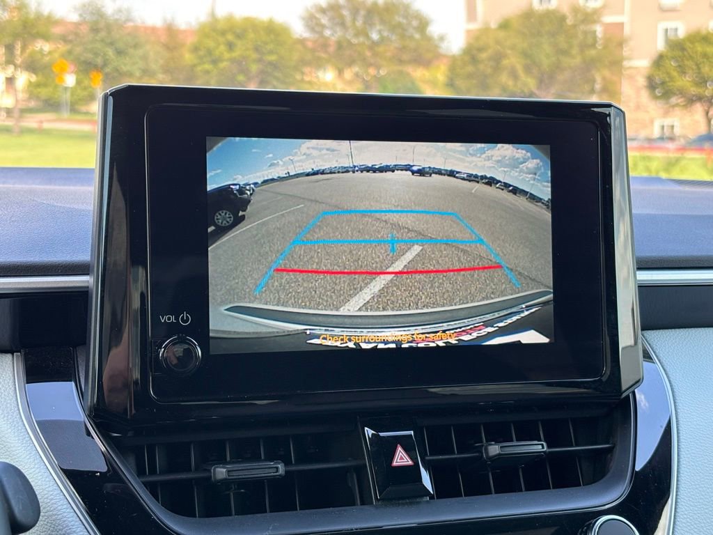 Certified 2025 Toyota Corolla SE image 18