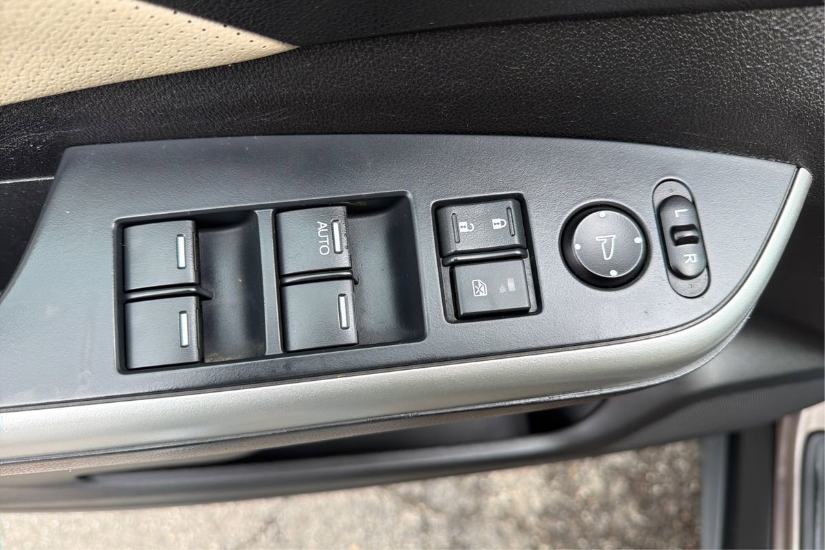 Used 2015 Honda CR-V EX-L image 36