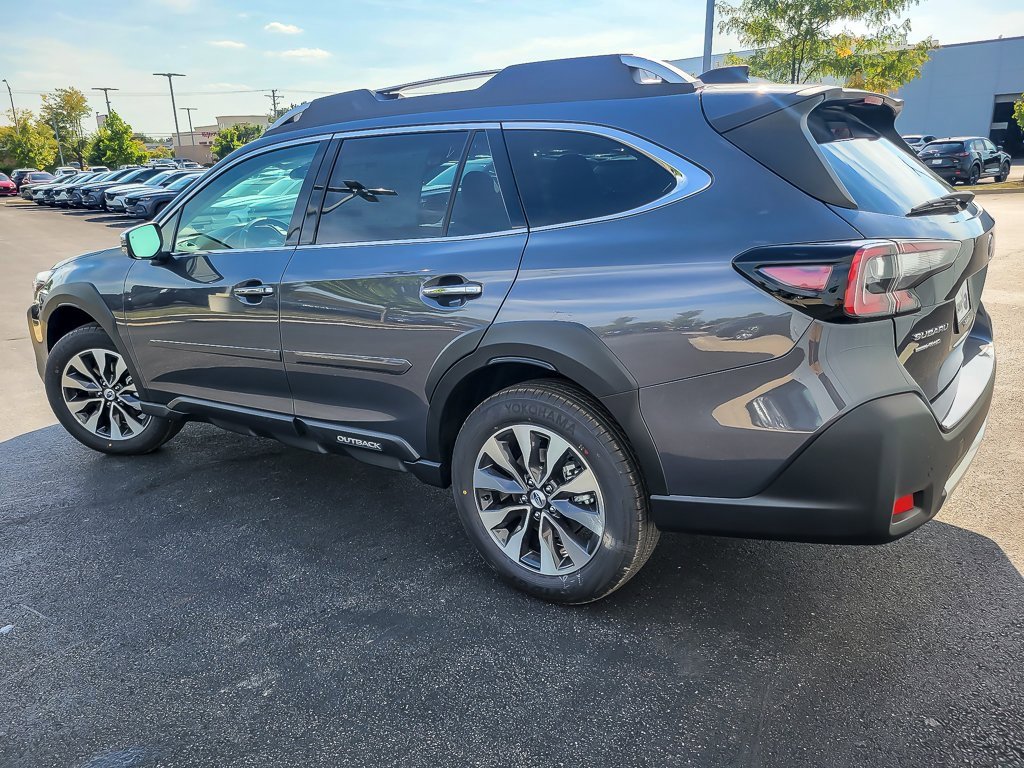 New 2025 Subaru Outback Touring image 6