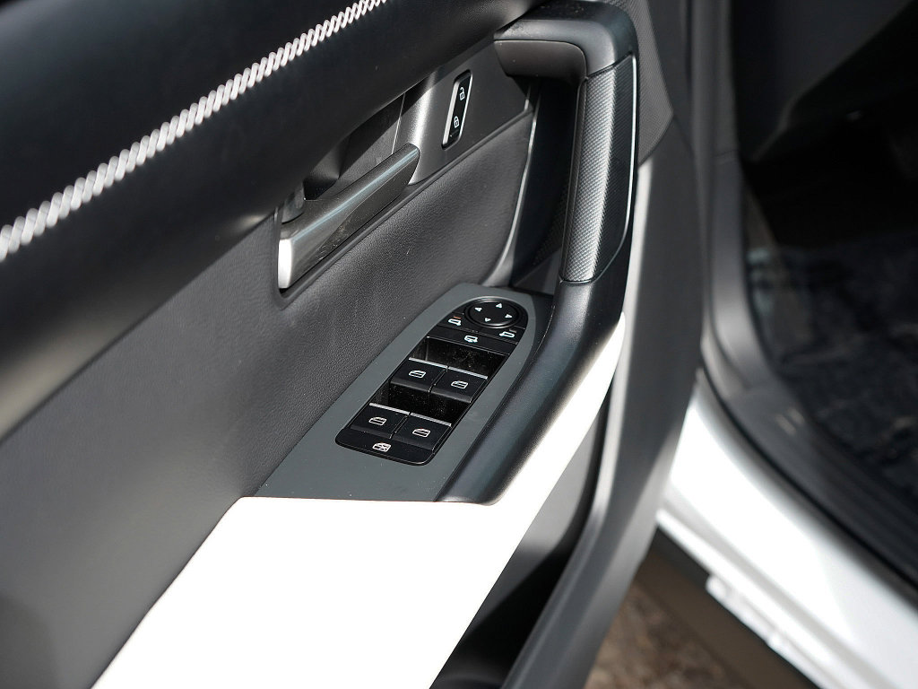 New 2026 MAZDA CX-50 AWD 2.5 S w/ Weather Package image 19