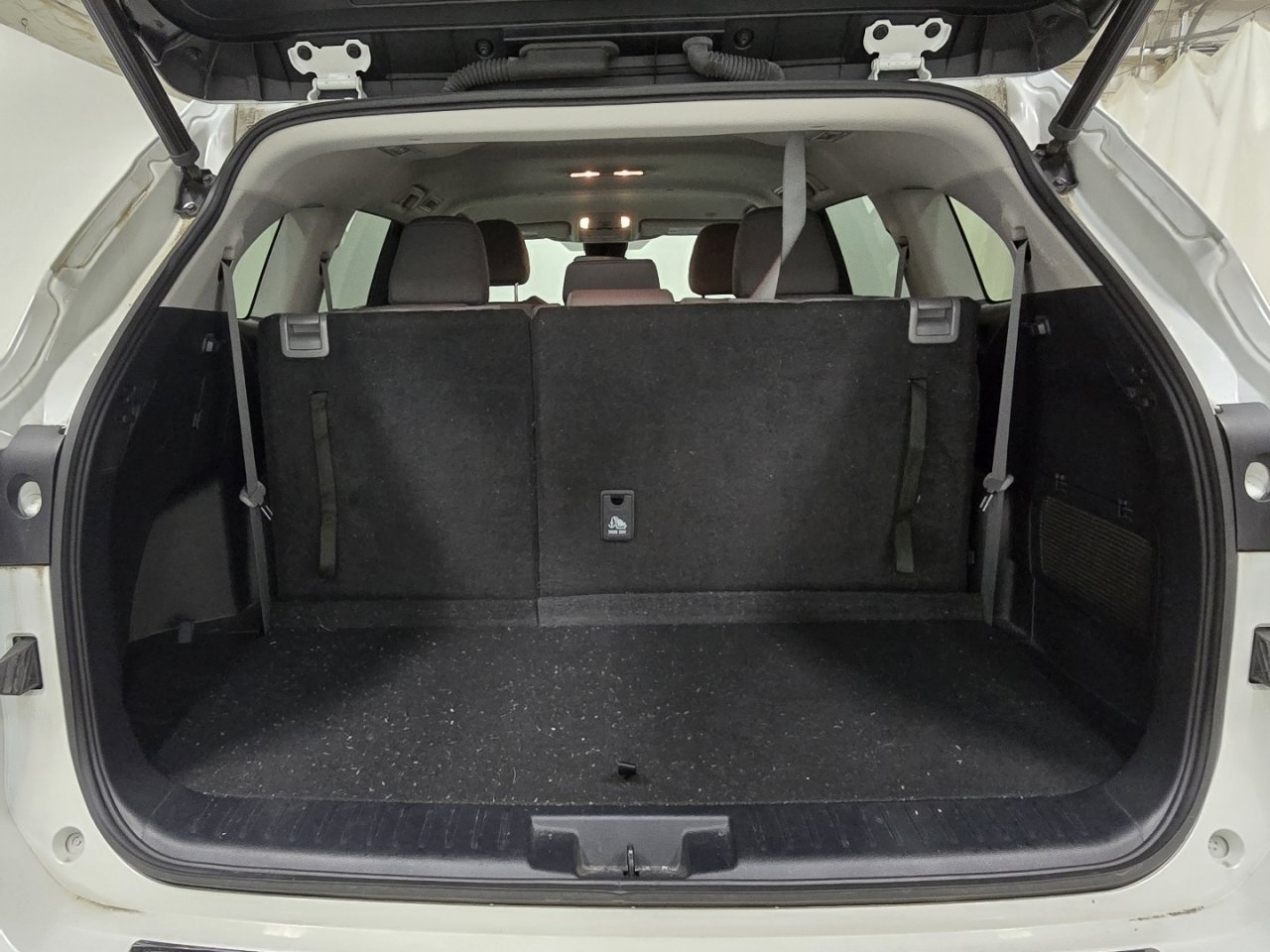 Certified 2023 Toyota Highlander LE image 18