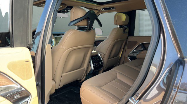 New 2026 Land Rover Range Rover SE image 22