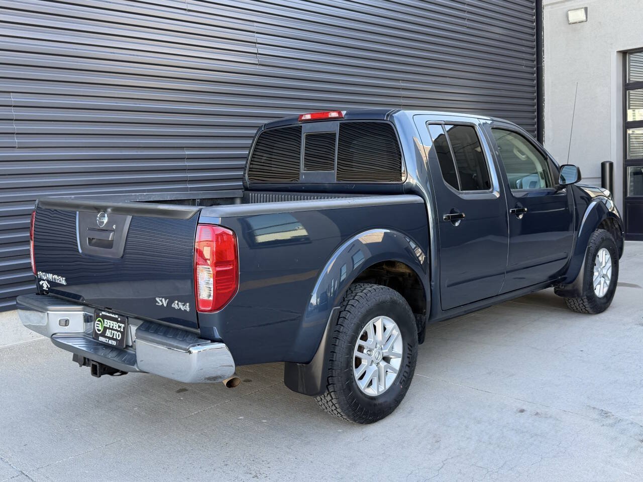 Used 2019 Nissan Frontier SV AWD/4WD image 11