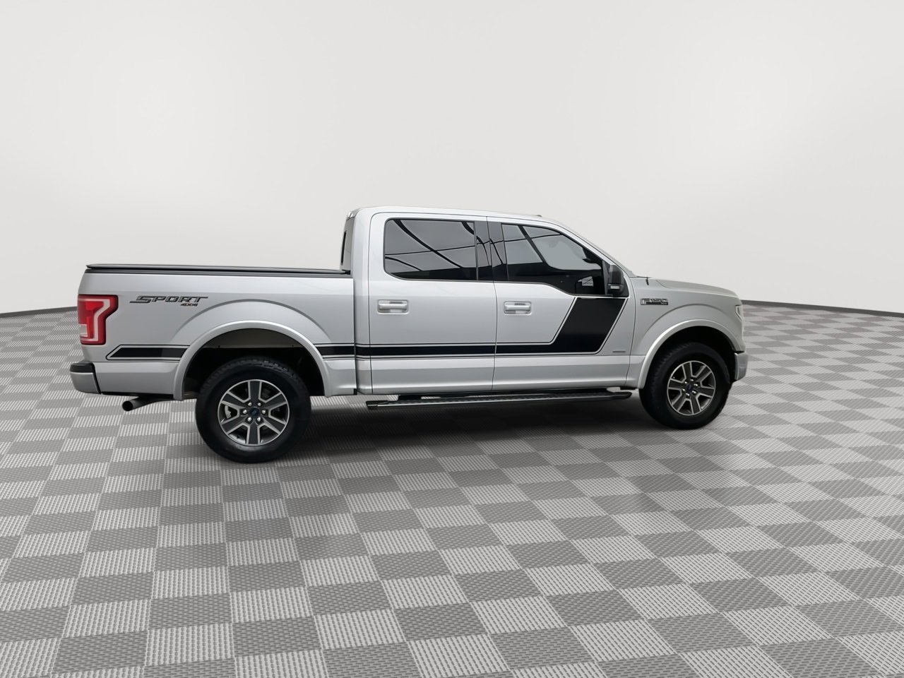 Used 2016 Ford F150 XLT w/ Equipment Group 302A Luxury image 41