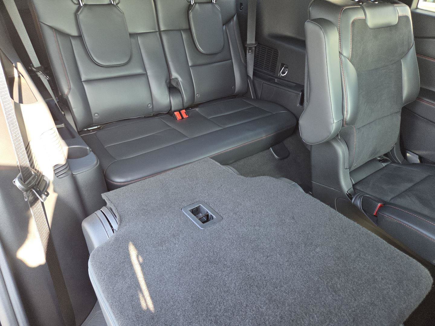 Used 2025 Ford Explorer ST w/ Sun And Sound Package AWD/4WD image 19