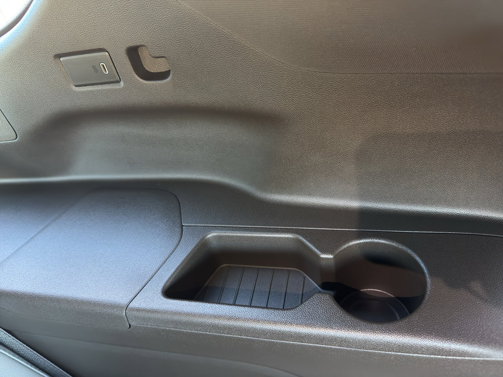 New 2026 Chevrolet Suburban Z71 image 16