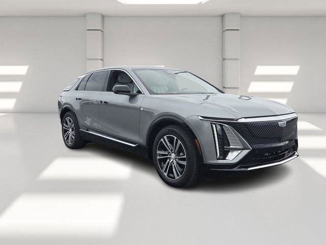 New 2026 Cadillac Lyriq Premium Luxury AWD/4WD image 7