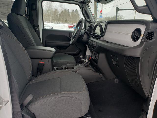 Used 2025 Jeep Wrangler Sport S image 17
