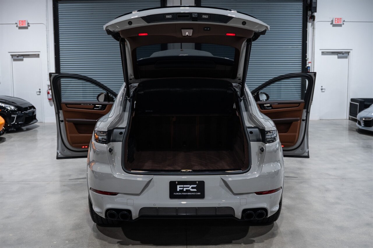 Used 2021 Porsche Cayenne Turbo AWD/4WD image 48