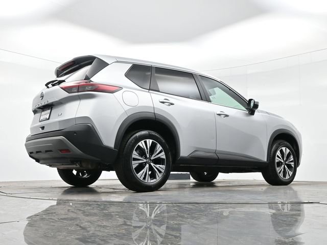 Used 2023 Nissan Rogue SV image 29