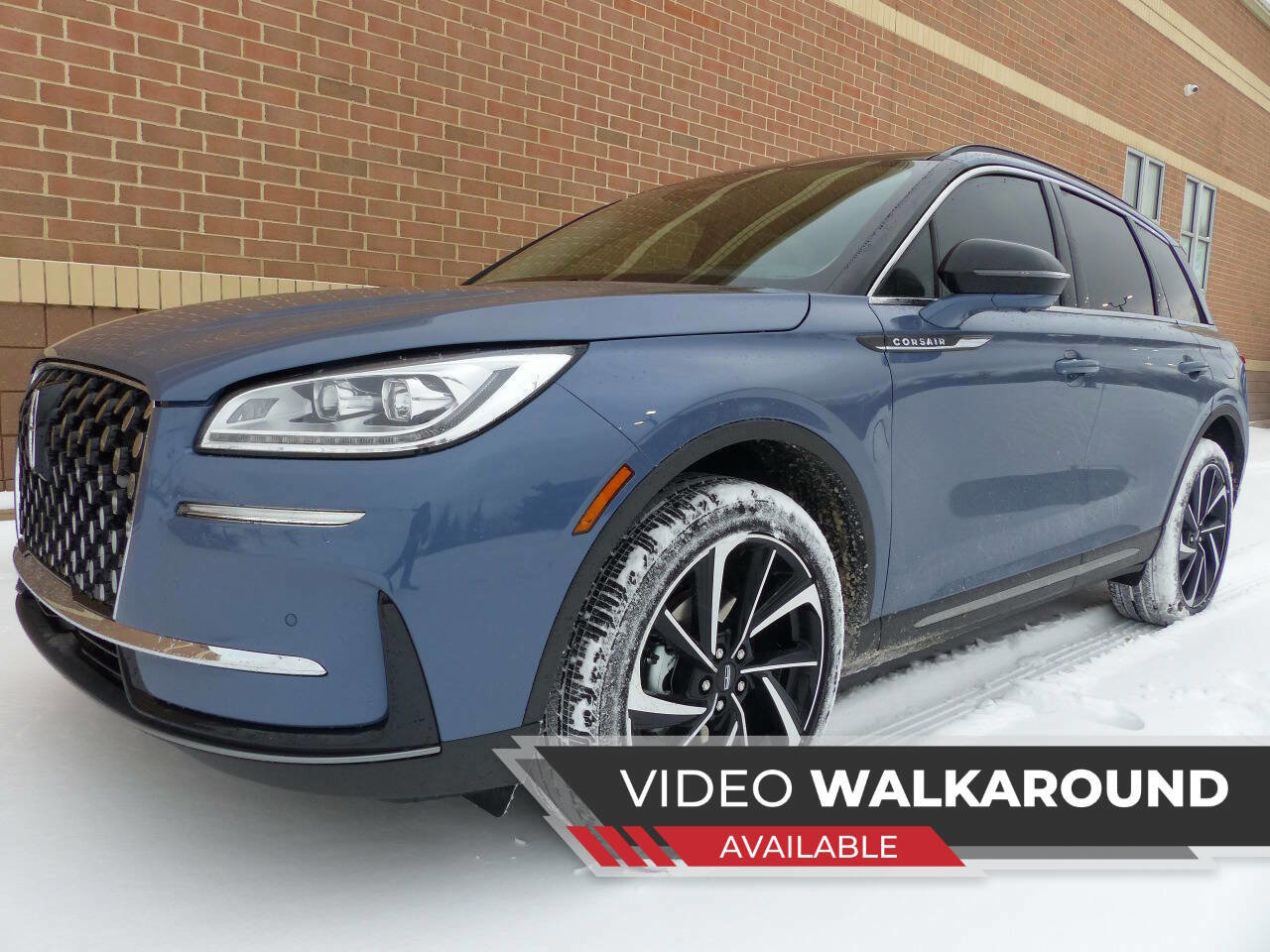 Used 2025 Lincoln Corsair Reserve w/ Equipment Group 202A image 1