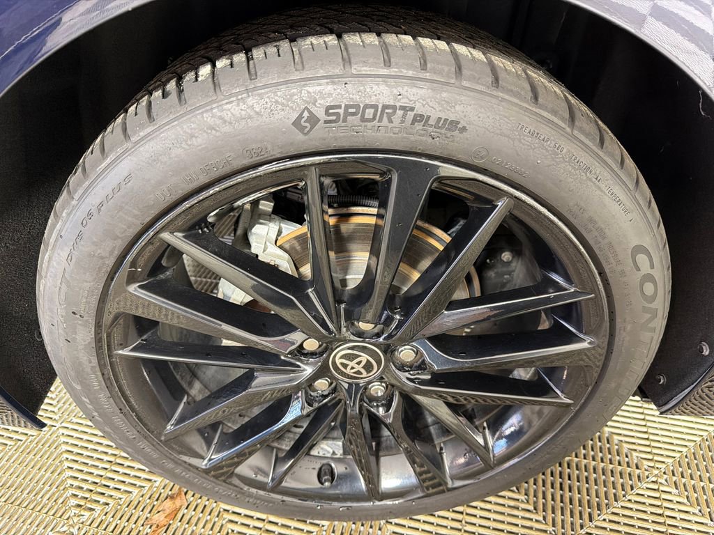 Used 2022 Toyota Camry XSE image 18