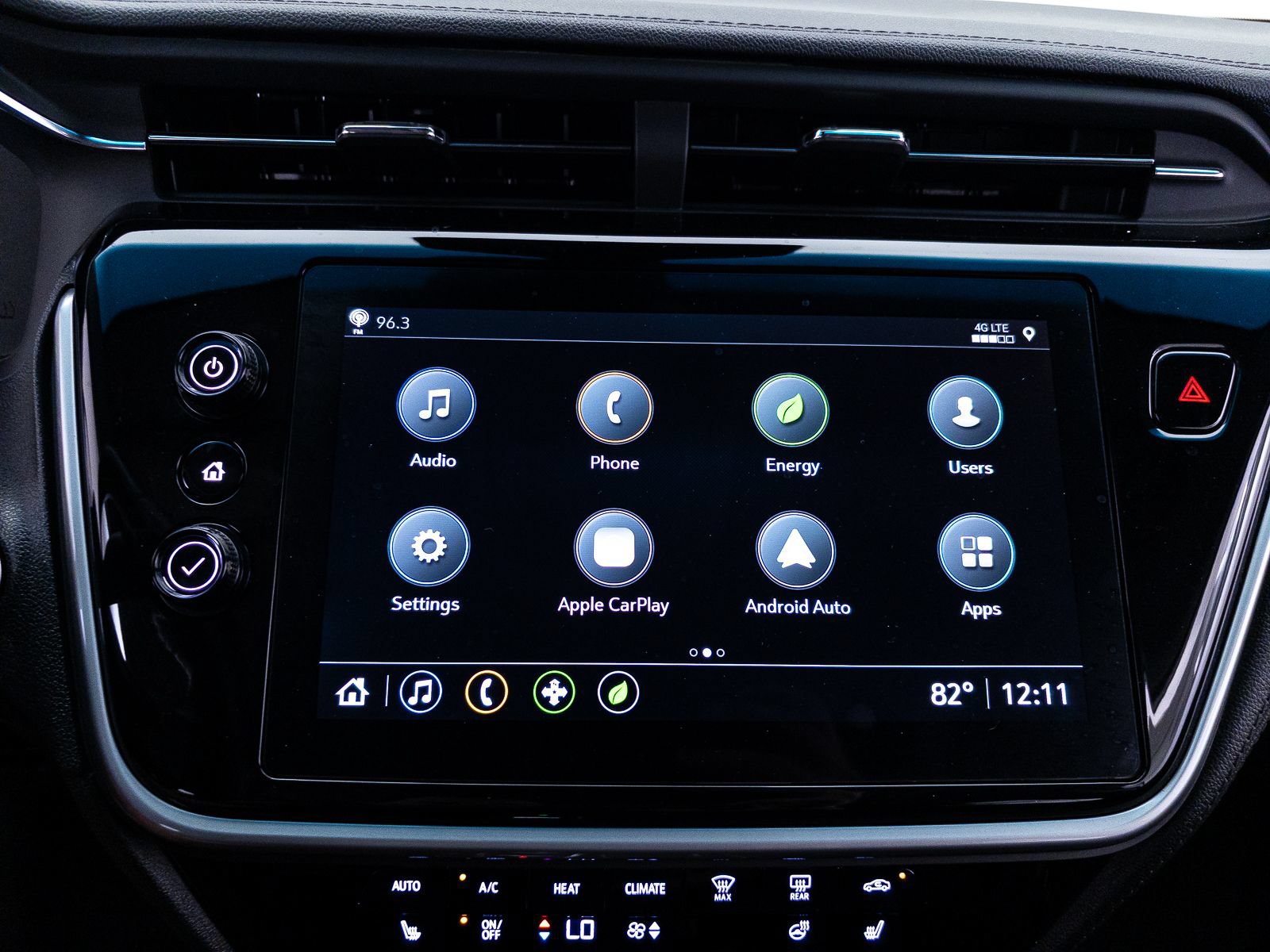 Used 2023 Chevrolet Bolt LT w/ Infotainment Package FWD image 25