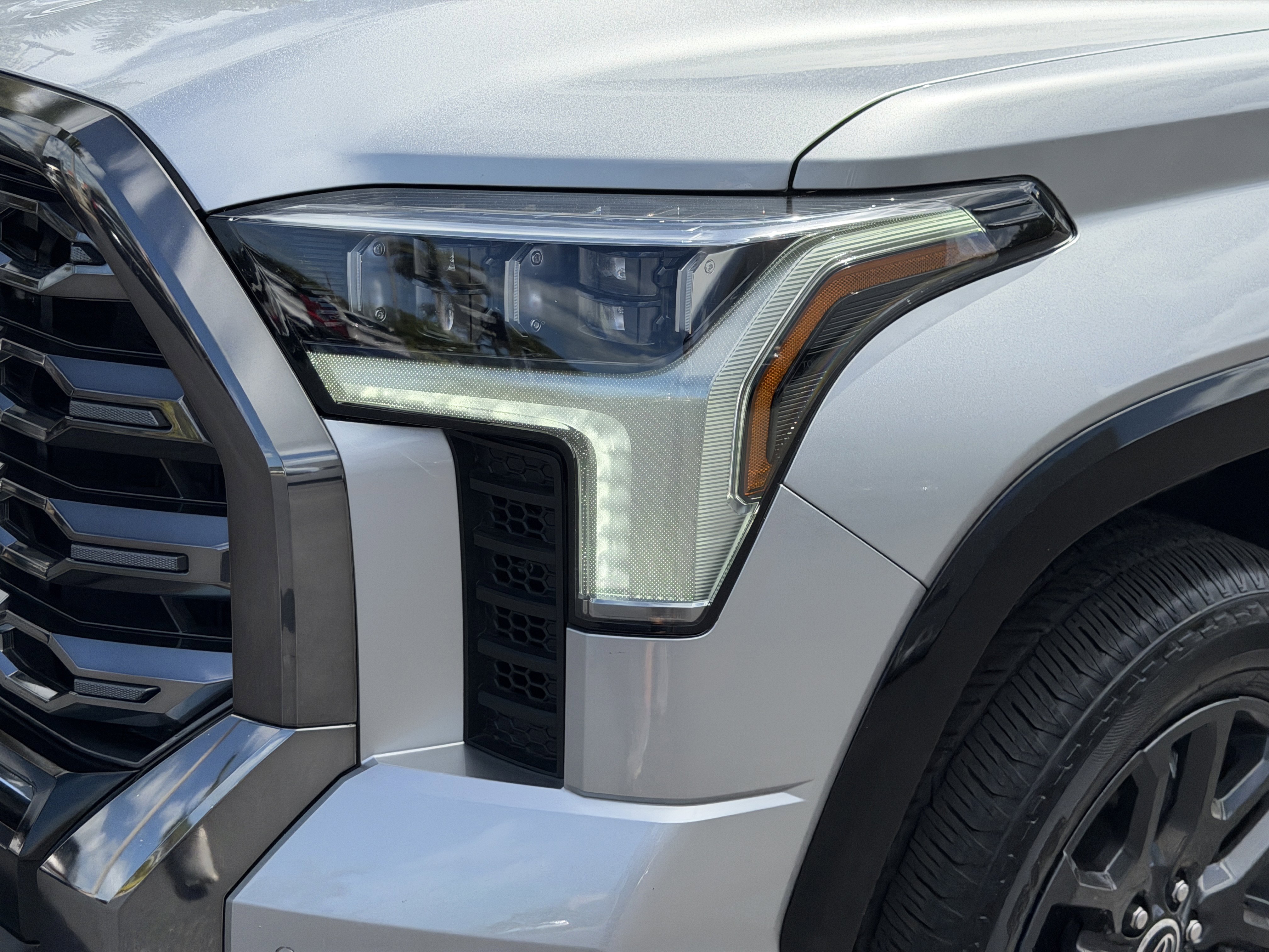 Used 2023 Toyota Tundra Platinum image 8