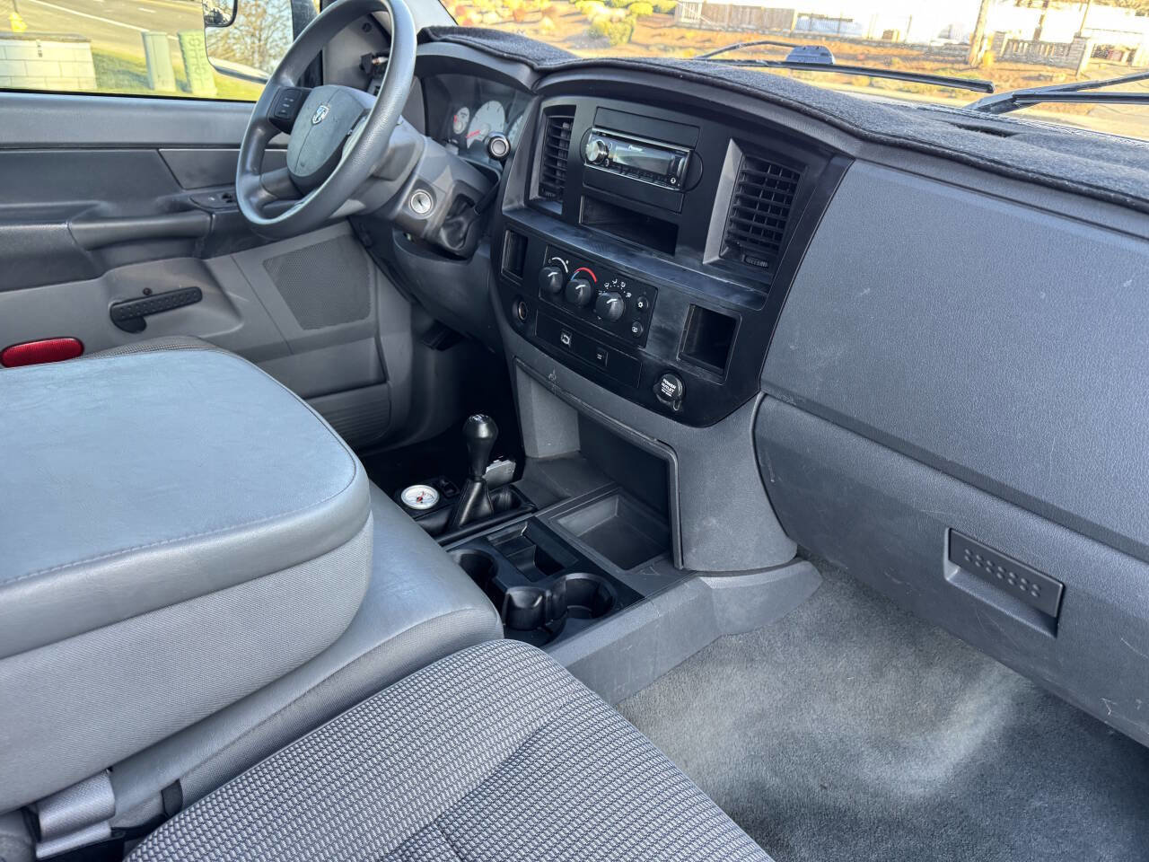 Used 2008 Dodge Ram 2500 Truck ST image 3