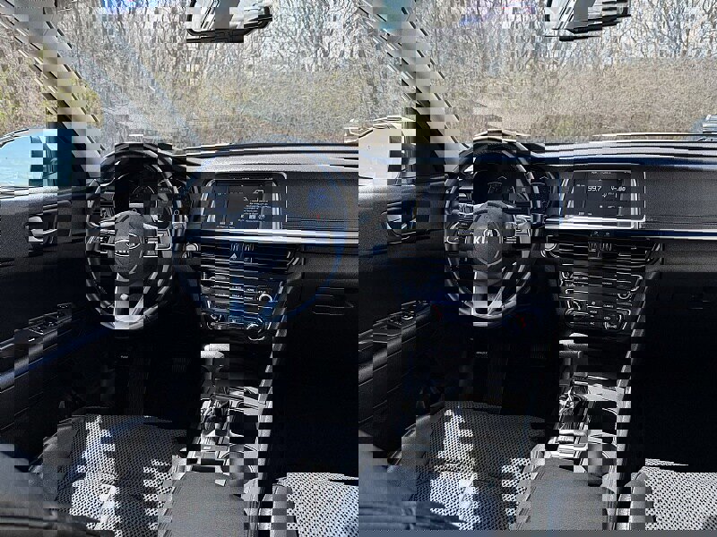 Used 2019 Kia Optima S image 7