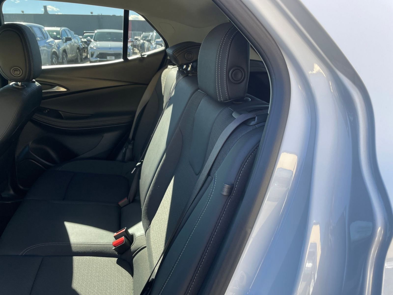 Used 2025 Buick Encore GX Preferred image 23