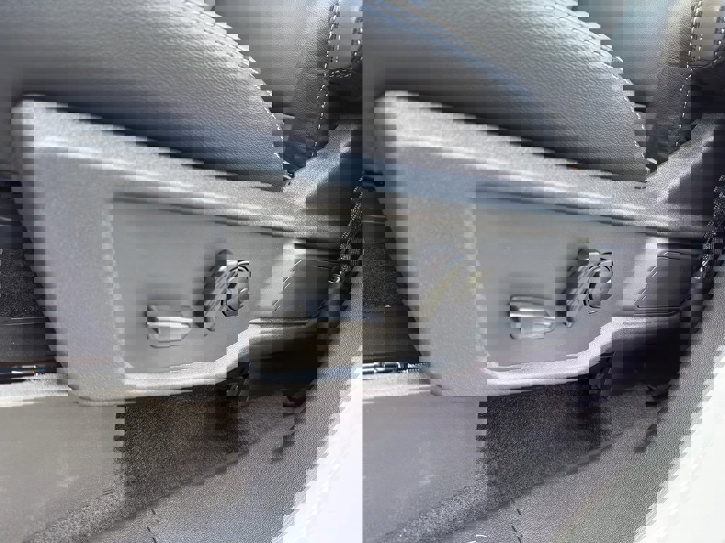 New 2025 Ford Bronco Outer Banks image 13