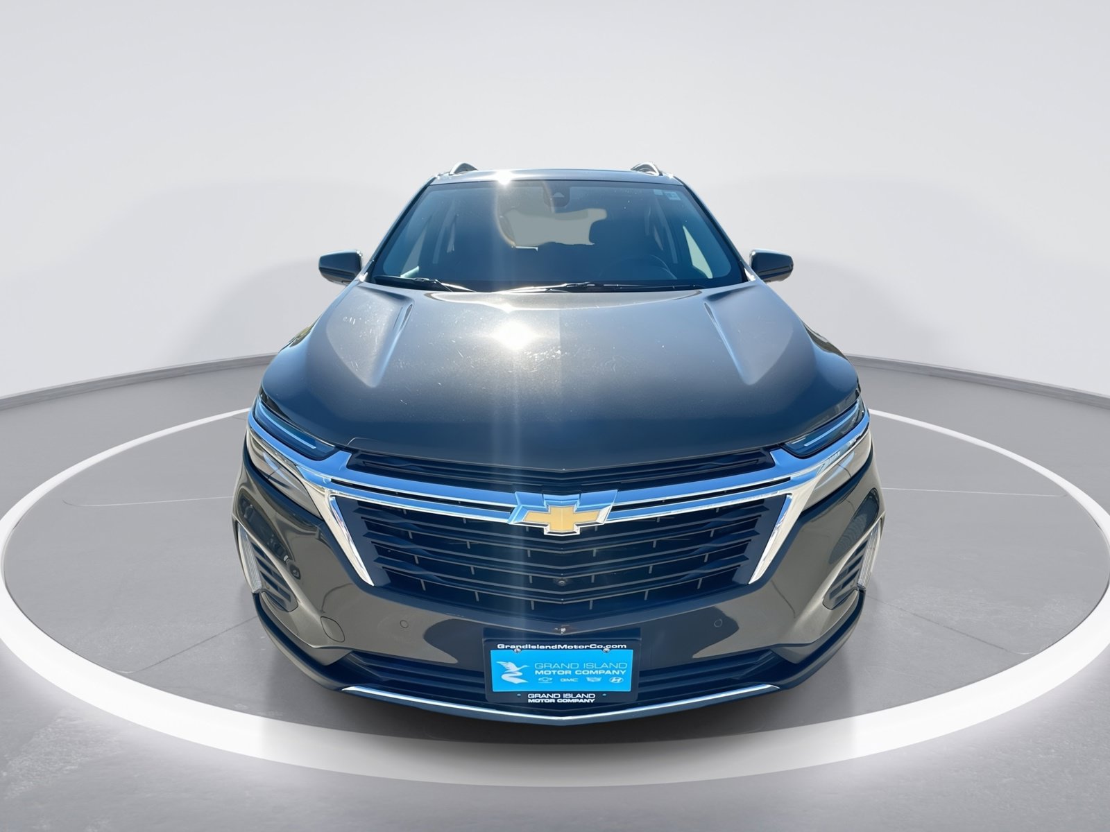 Used 2024 Chevrolet Equinox LT AWD/4WD image 3