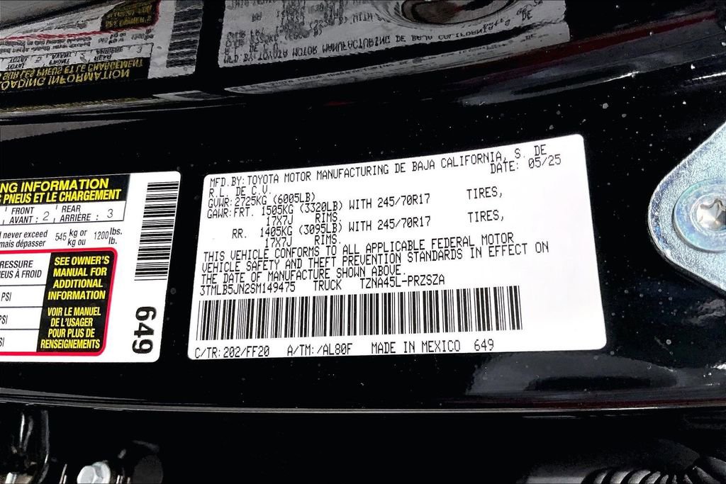 Used 2025 Toyota Tacoma SR5 image 17