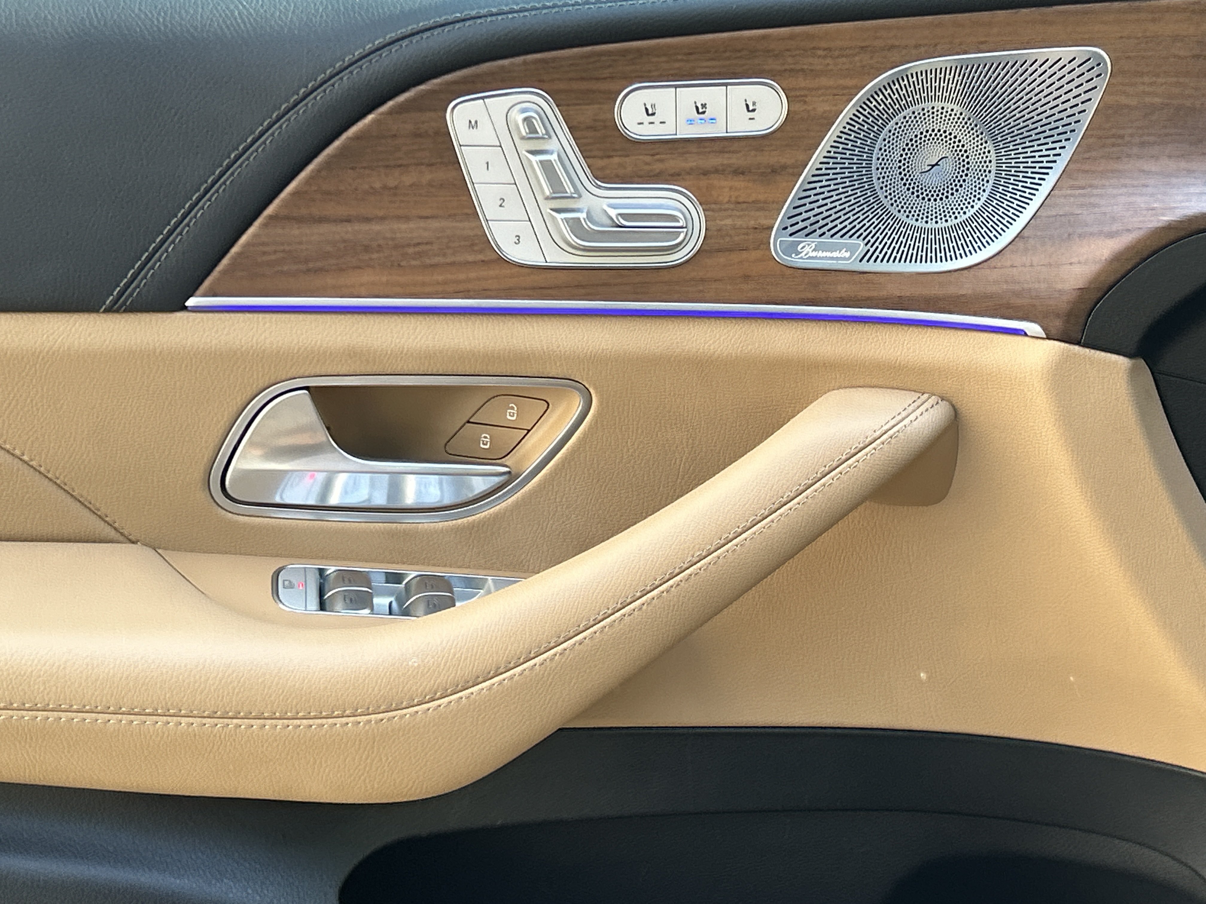 Certified 2024 Mercedes-Benz GLS 450 4MATIC image 19